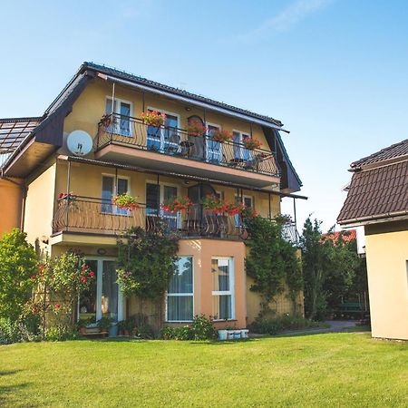 Pensjonat Lazur Wrzosowo  Exteriér fotografie